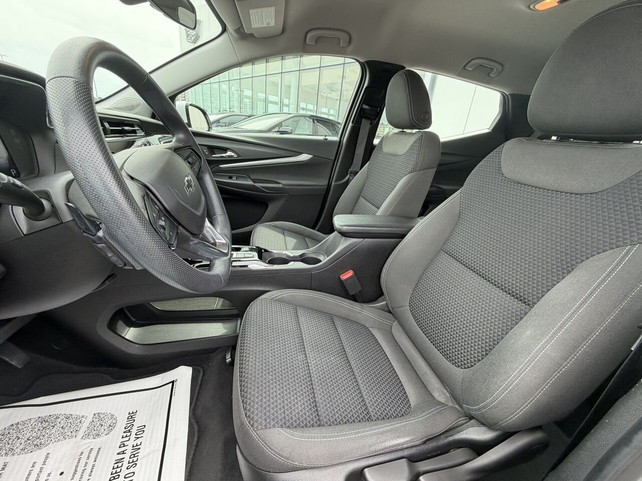Chevrolet Bolt EUV LT 2023 Blanc Laval - photo #17