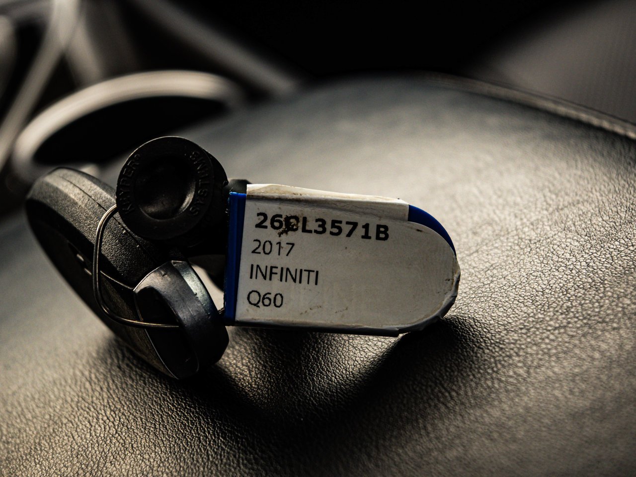 2017 INFINITI Q60 2dr Cpe 3.0t White Sherwood Park - photo #33