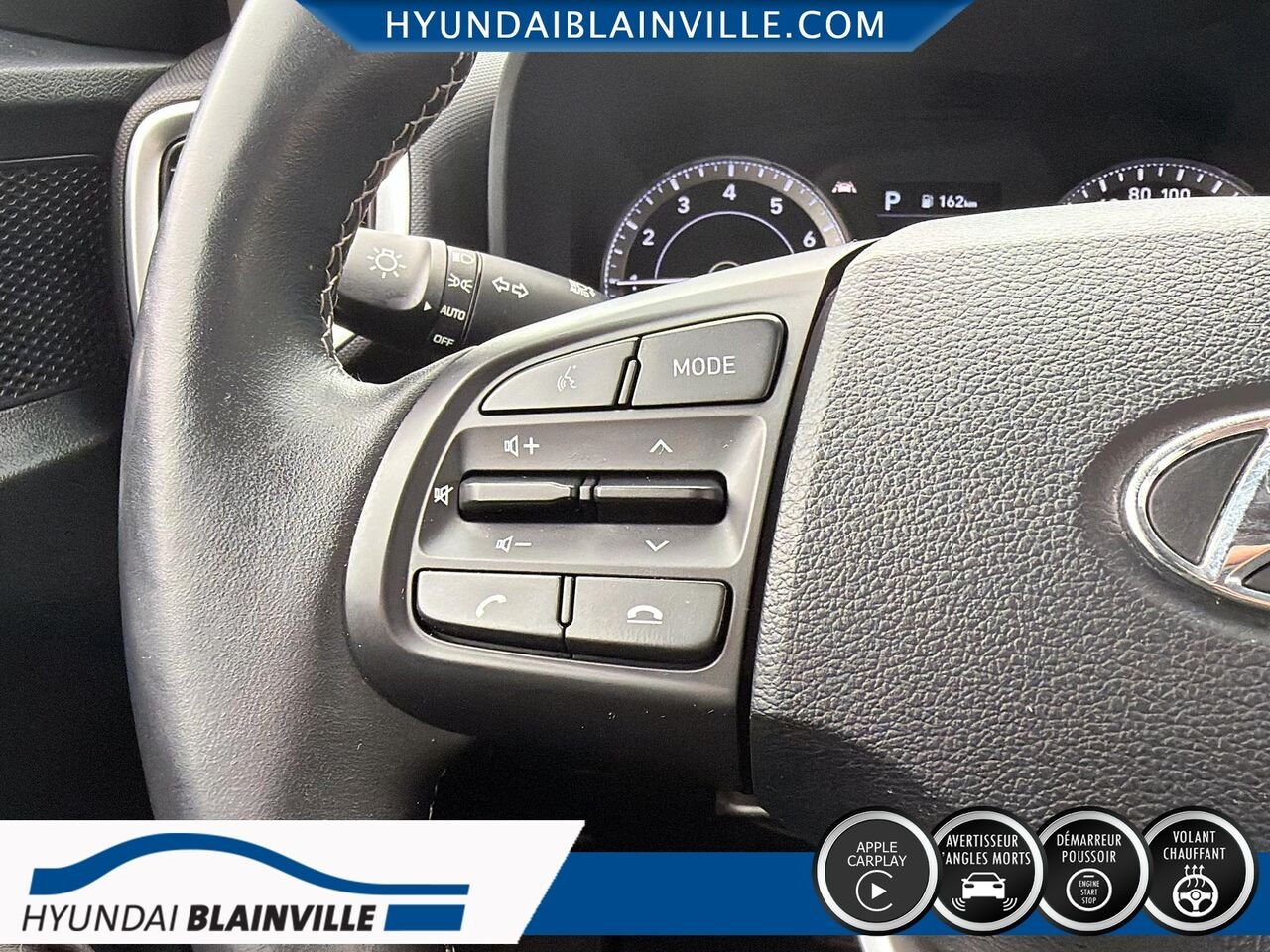 Hyundai Venue 2022 Rouge Blainville - photo #13