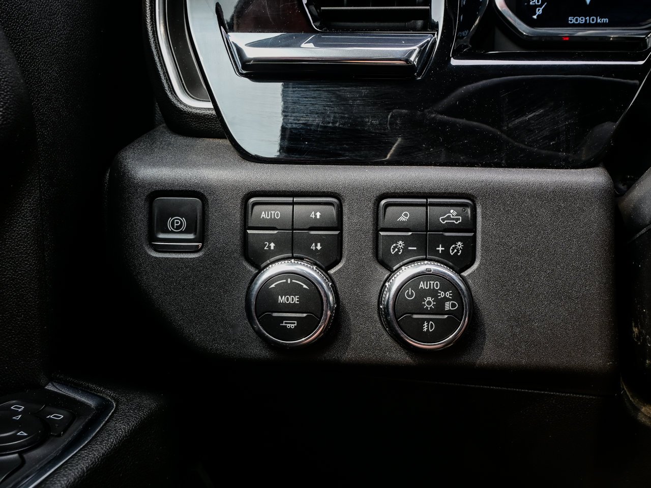 2024 GMC Sierra 1500 4WD Crew Cab 147 Elevation Black Sherwood Park - photo #19