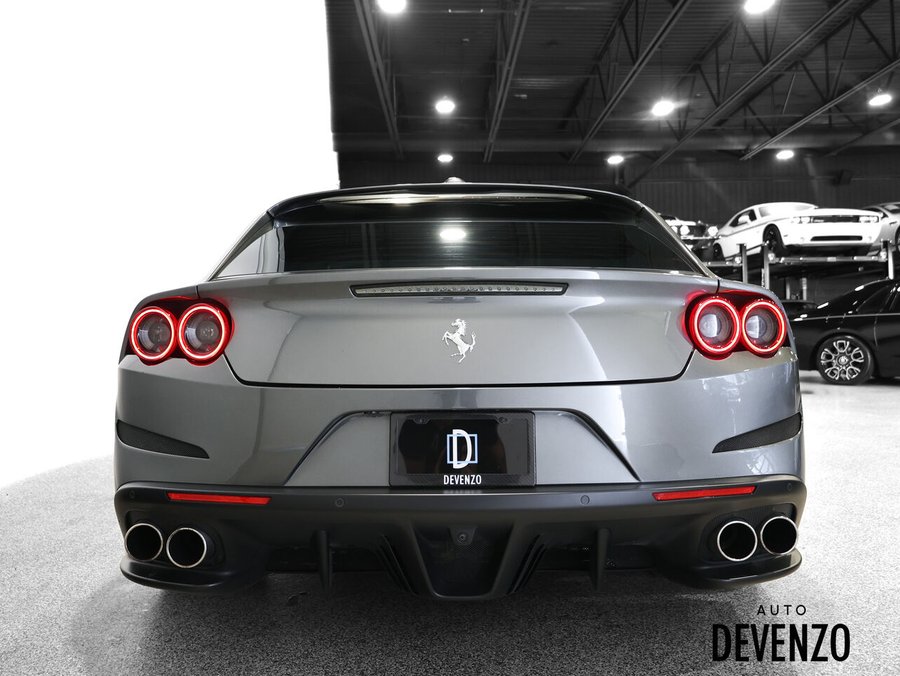 Ferrari GTC4Lusso 2018 2018 Gris