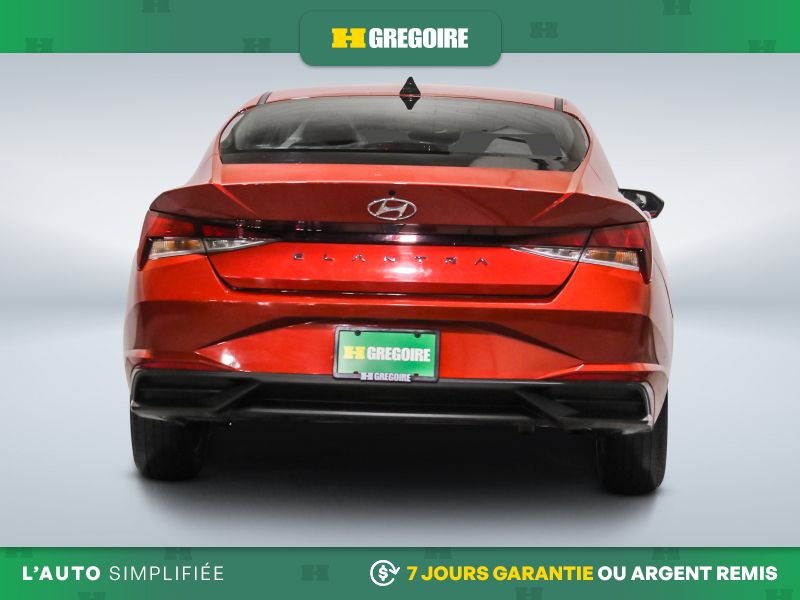2022 Hyundai Elantra Red Blainville - photo #7