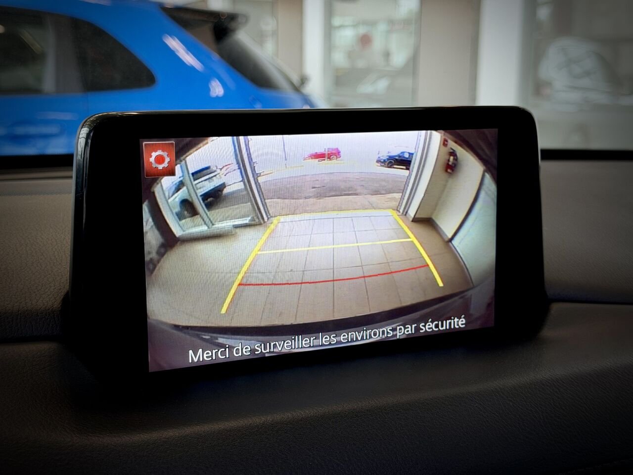 2021 Mazda CX-5 Grey Notre-Dame-des-Prairies - photo #27