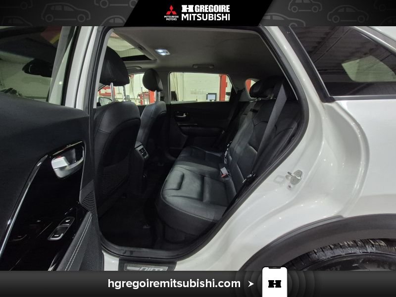 2019 Kia Niro White Saint-Eustache - photo #29