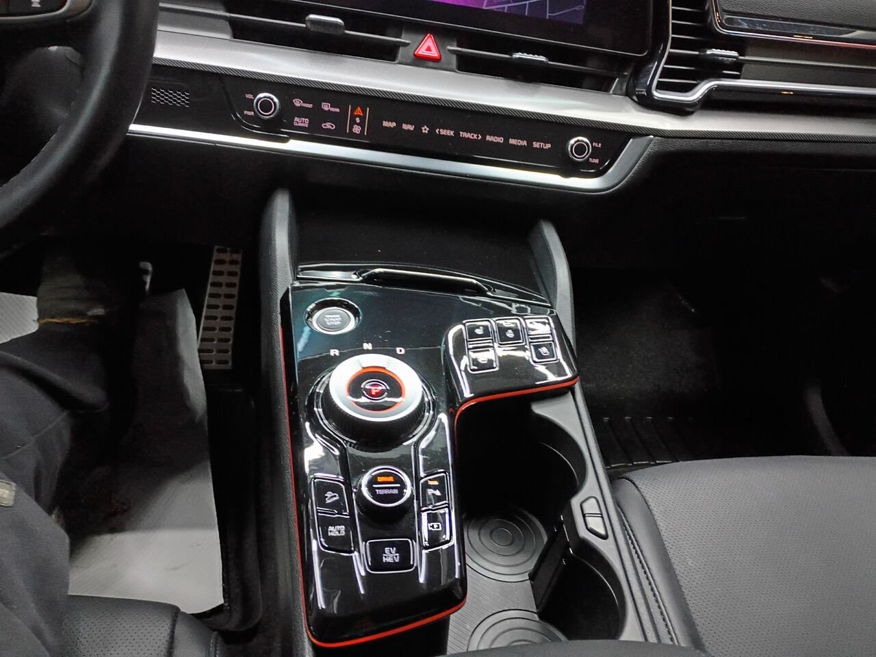 Kia Sportage hybride rechargeable 2023 Blanc Blainville - photo #30