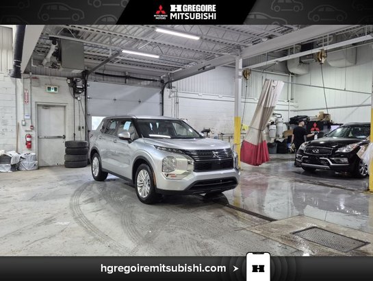2022 Mitsubishi Outlander 2022 Grey