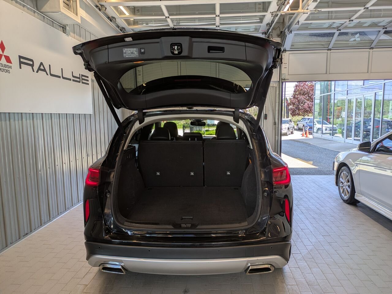 2019 INFINITI QX50 Black Gatineau - photo #3