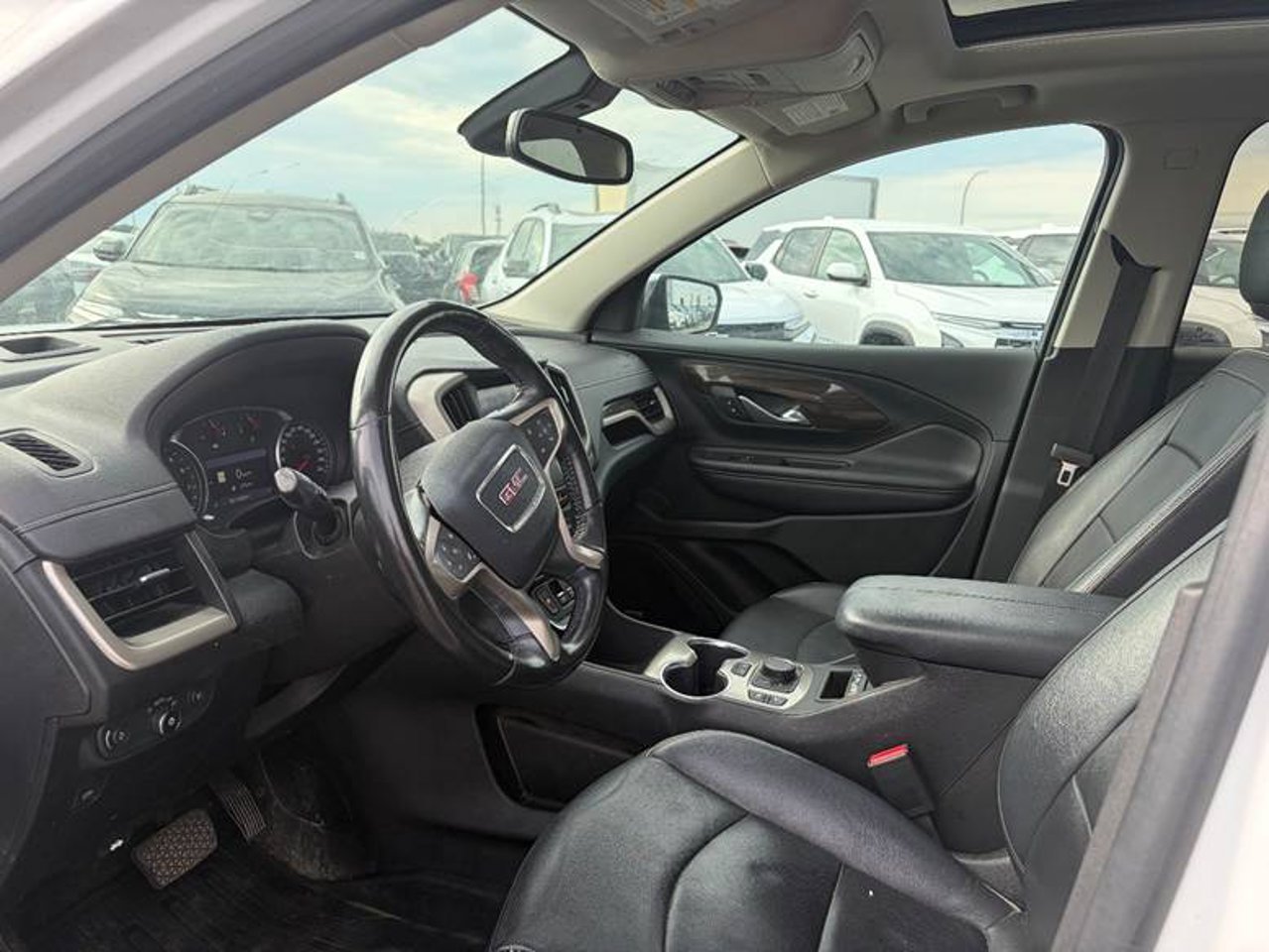 2019 GMC Terrain AWD 4dr Denali White Sherwood Park - photo #6