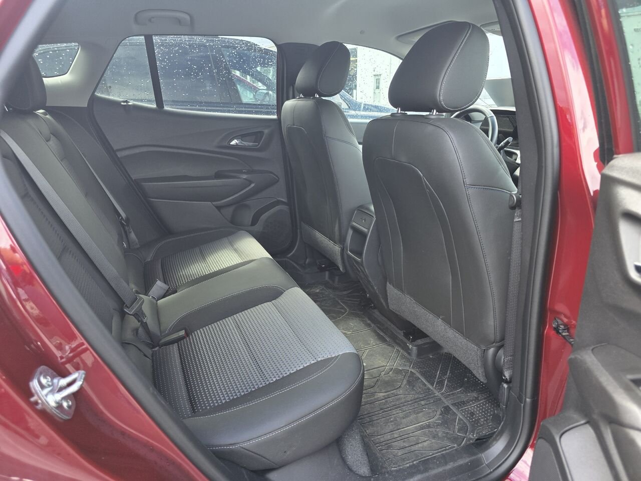 2025 Chevrolet Trax Traction avant 4 portes LT Red Rouyn-Noranda - photo #12
