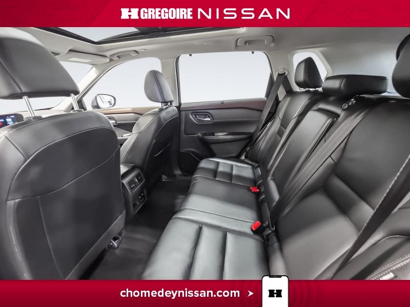 2023 Nissan Rogue Grey Saint-Eustache - photo #25