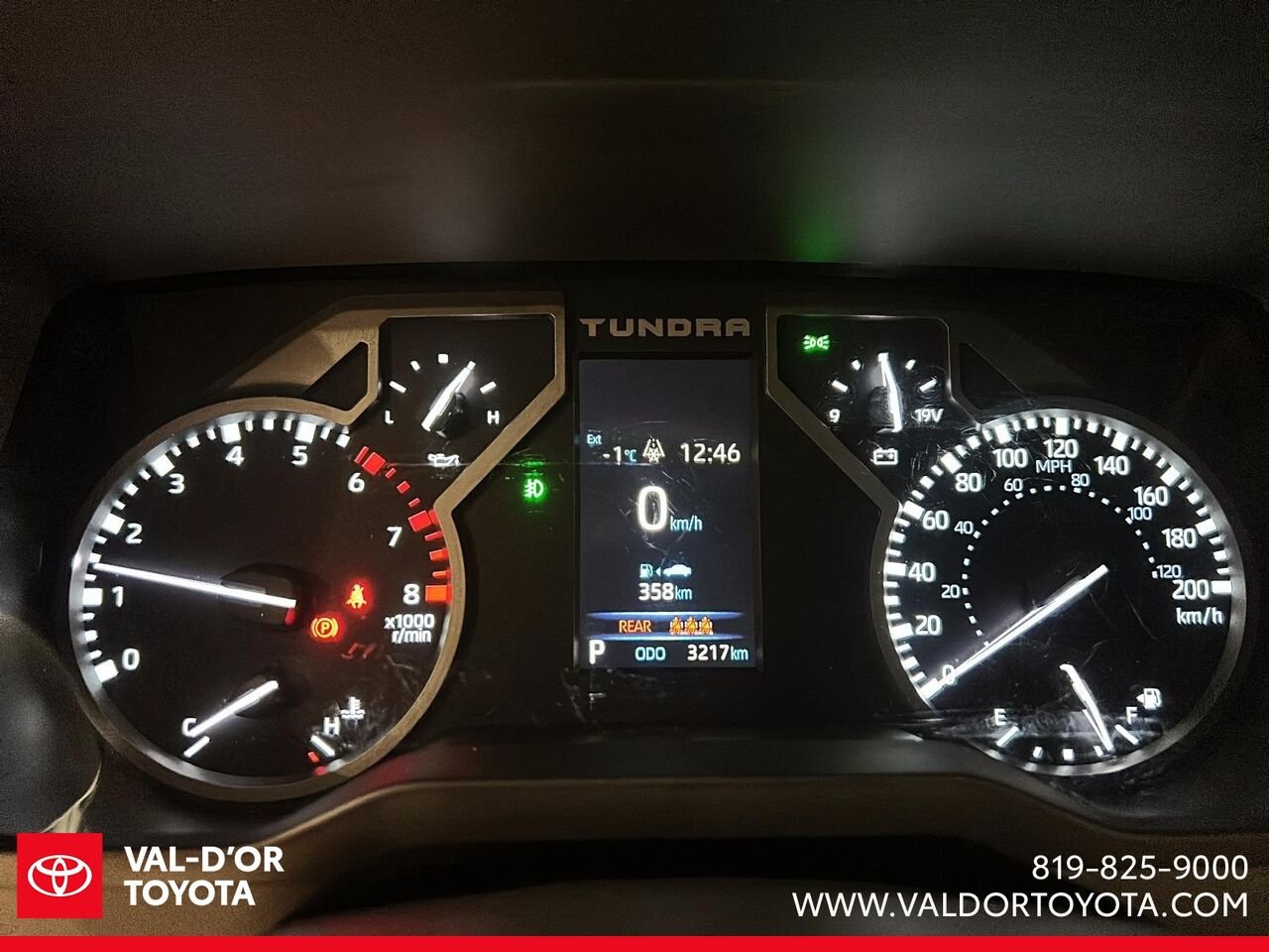 Toyota Tundra SR5 Double Cab 4x4 caisse longue 2026 Gris magnétique métallisé Val-d'Or - photo #12