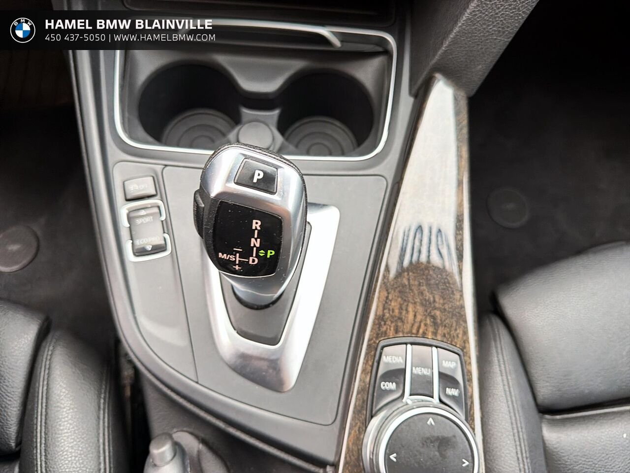 2018 BMW 3 Series 330i xDrive berline White Blainville - photo #14