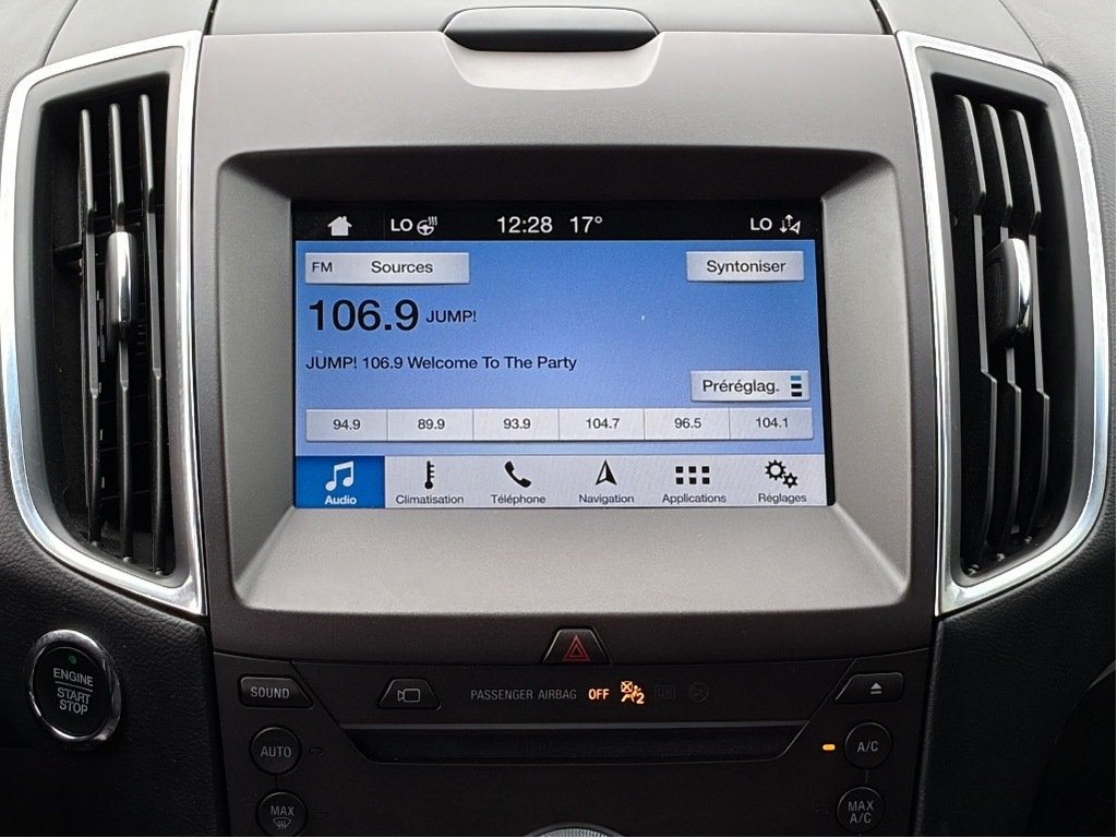 2019 Ford Edge ST White Gatineau - photo #15