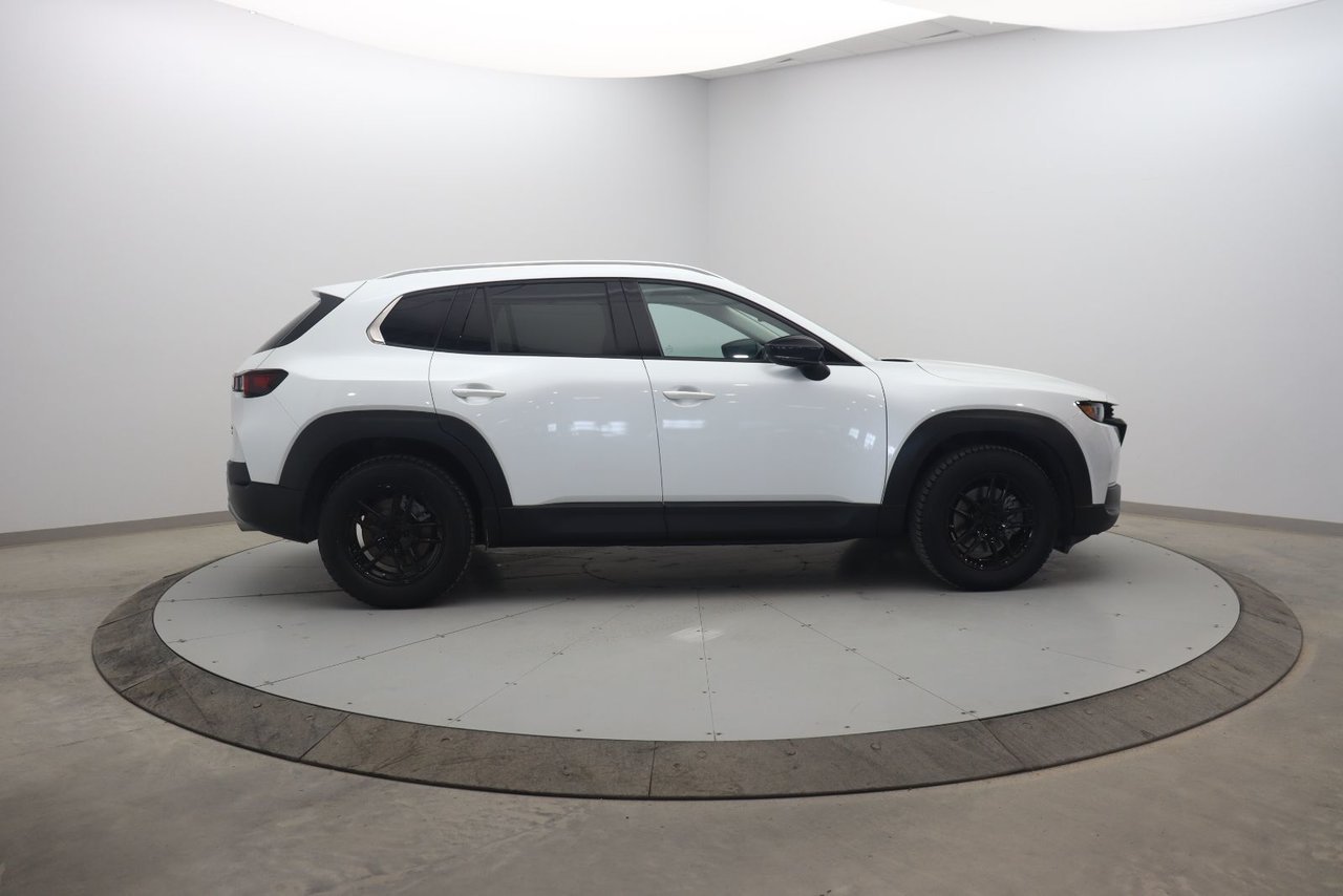 2023 Mazda CX-50 VIN 7MMVABDY3PN152477 White Chicoutimi - photo #2