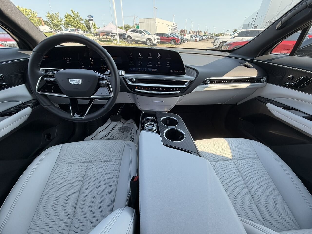 Cadillac LYRIQ LUXURY AWD FINANCEMENT À PARTIR DE 0.99% 2024 Gris Laval - photo #15