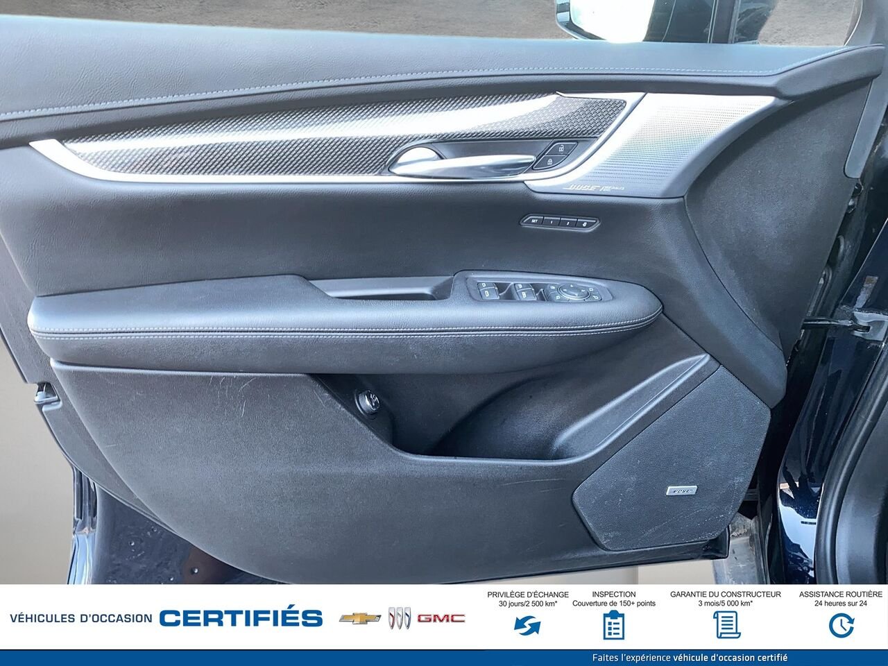 CADILLAC XT5 SPORT Traction intégrale, 4 portes Sport 2021 Bleu Montmagny - photo #9