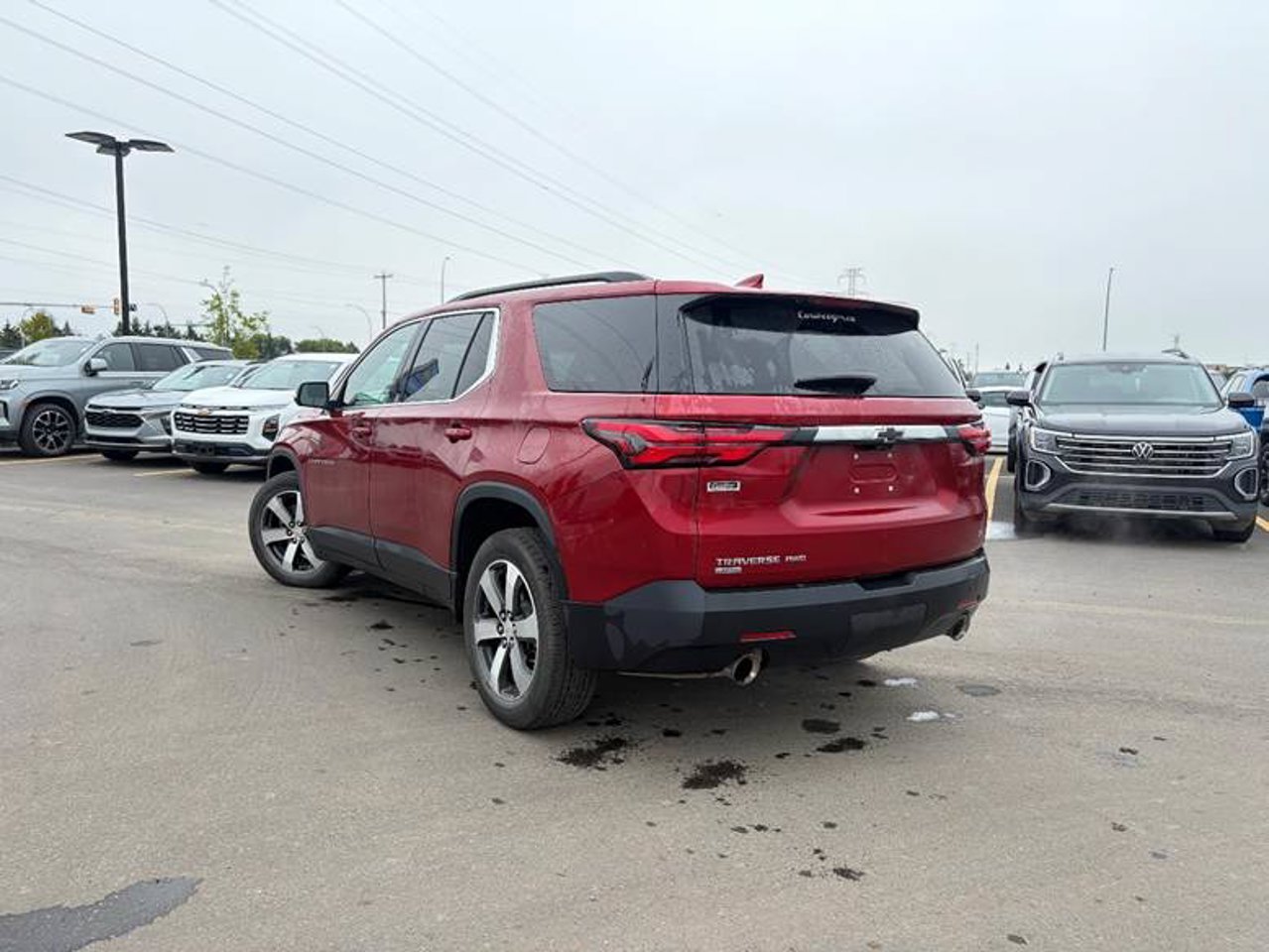 2024 Chevrolet Traverse Limited AWD 4dr True North Red Sherwood Park - photo #3