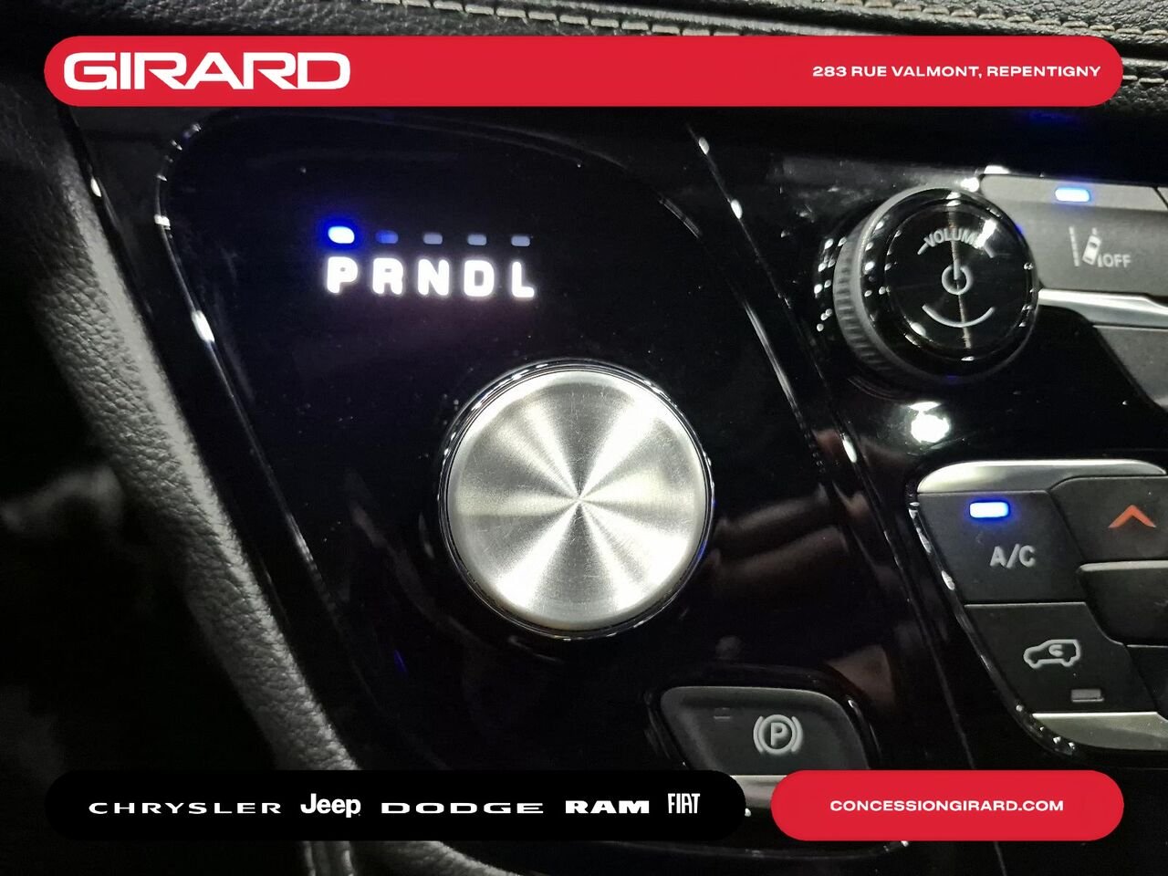2023 CHRYSLER PACIFICA HYBRID Silver Repentigny - photo #24