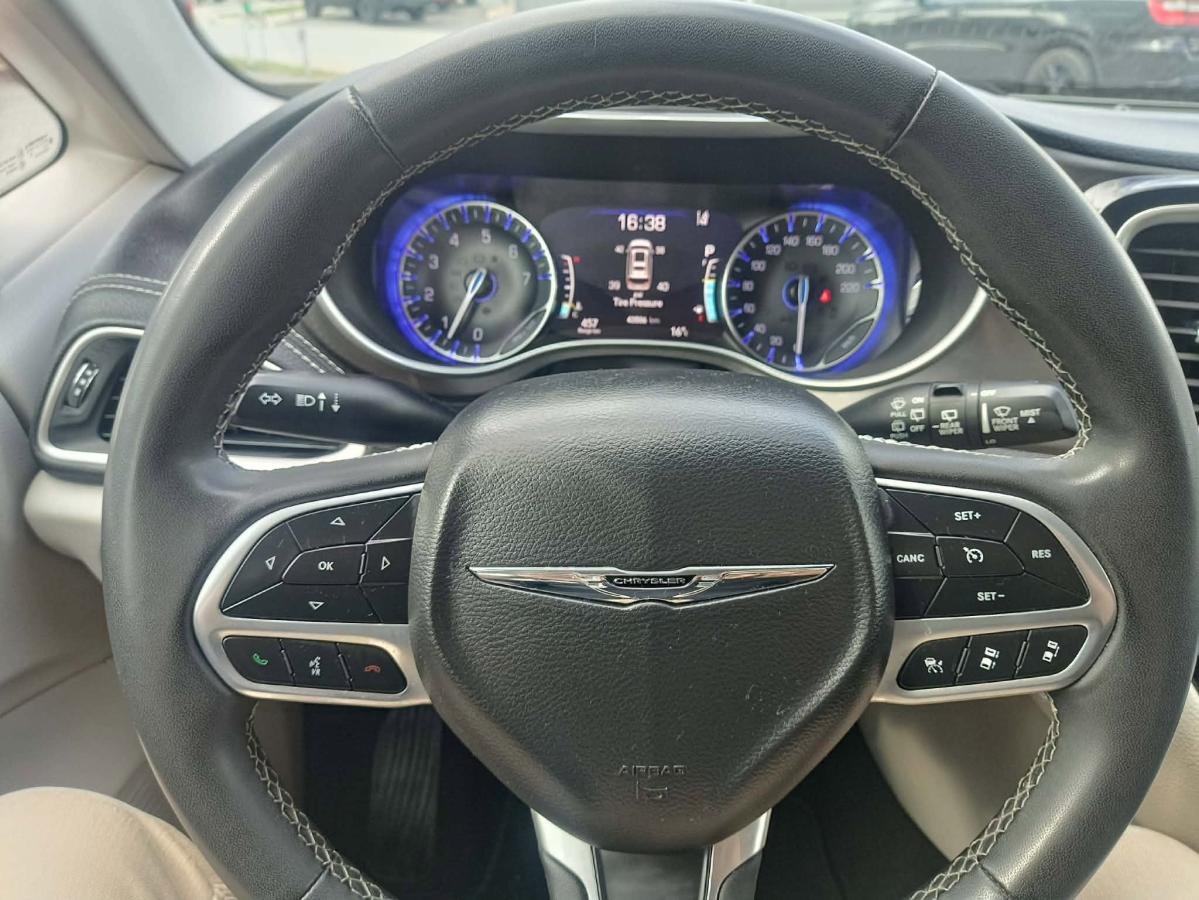 Chrysler Pacifica 2022 Blanc Lac Mégantic - photo #14