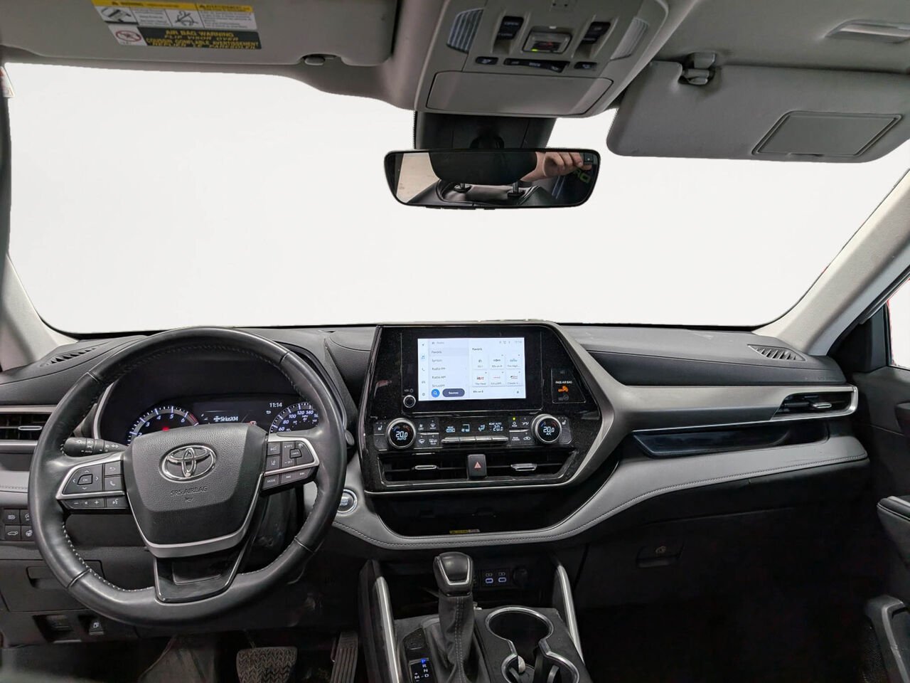 Toyota Highlander XLE/AWD/SIÈGES CHAUFFANTS/VOLANT CHAUFFANT/TOIT OUVRANT/BLUETOOTH/AC BIZONE 2023 Frisson glacé nacré Sherbrooke - photo #18