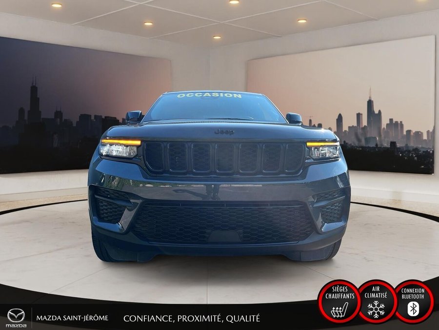 Jeep Grand Cherokee Altitude | GROUPE REMORQUAGE | CUIR | 2025 Gris