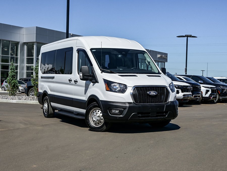 2026 Ford Transit Passenger Wagon 2026 White