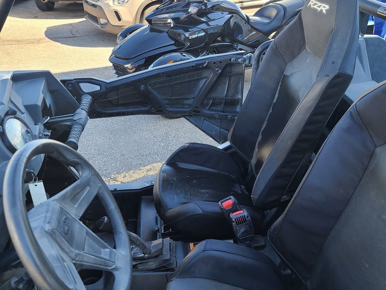 2020 polaris rzr Red  - photo #14