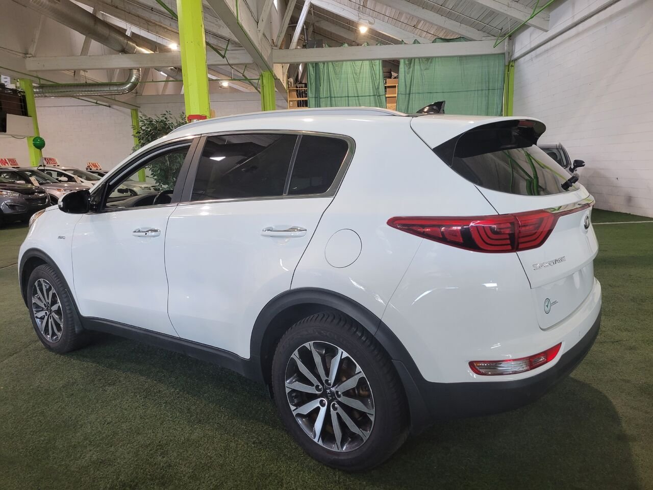 2017 Kia Sportage White  - photo #2