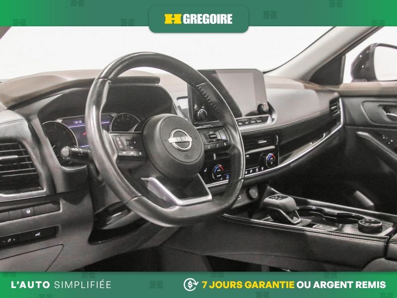 2023 Nissan Rogue White Laval - photo #11