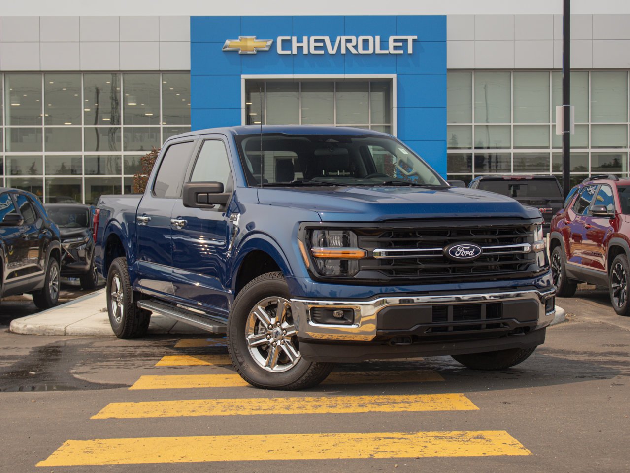 2025 Ford F-150 XLT 4WD SuperCrew 5.5' Box Blue Sherwood Park - photo #1