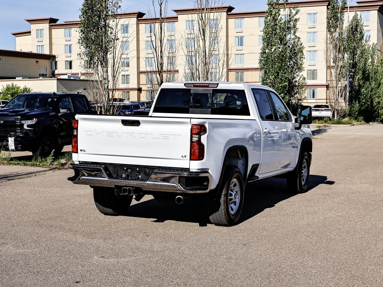 2024 Chevrolet Silverado 3500HD 4WD Crew Cab 159 LT White Sherwood Park - photo #12