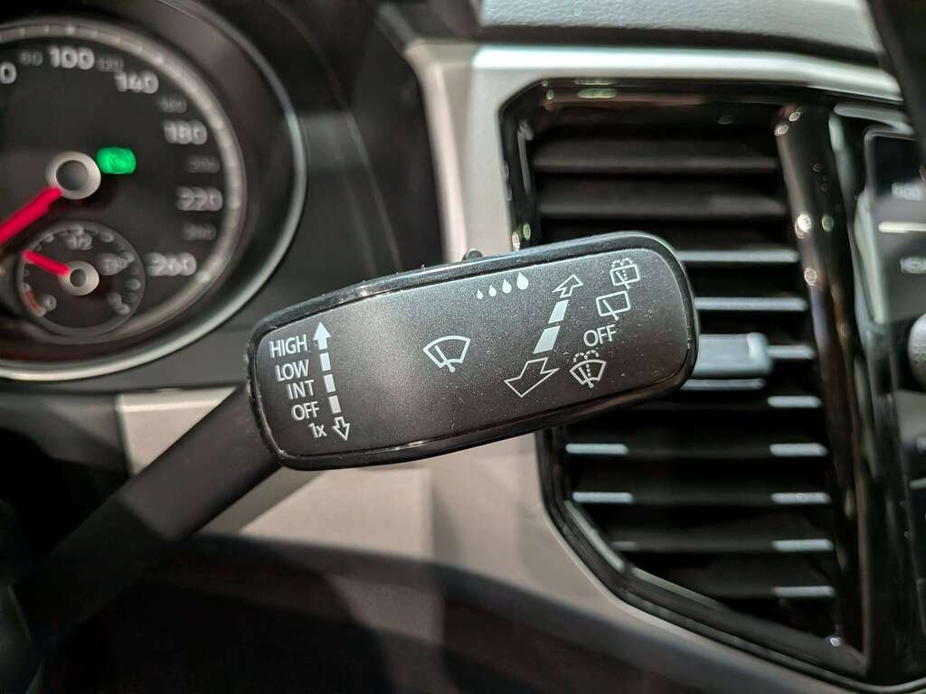 2020 Volkswagen Atlas Cross Sport Comfortline 2.0 TSI 4MOTION Black Val-David - photo #20