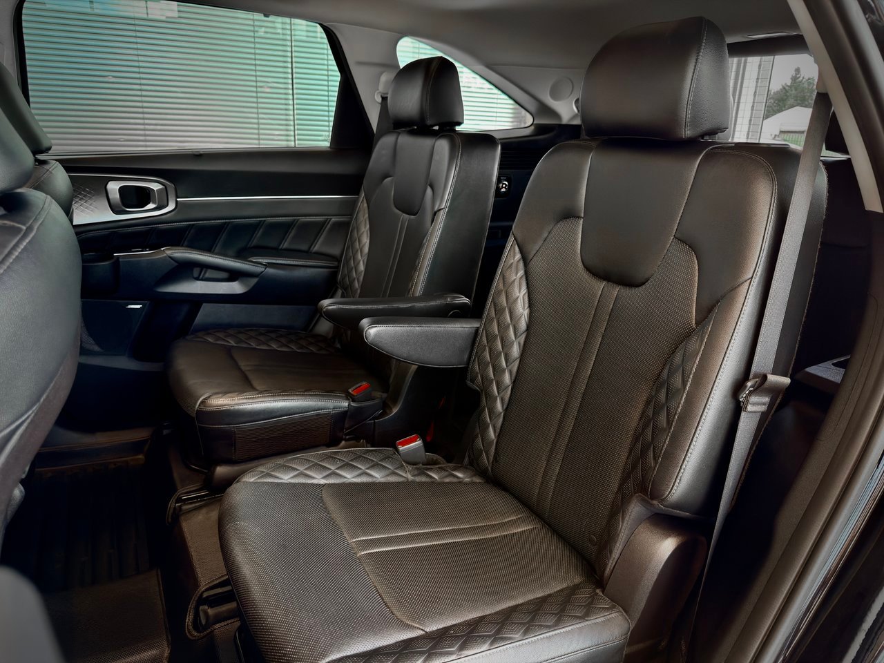 2021 Kia Sorento Black Notre-Dame-des-Prairies - photo #18