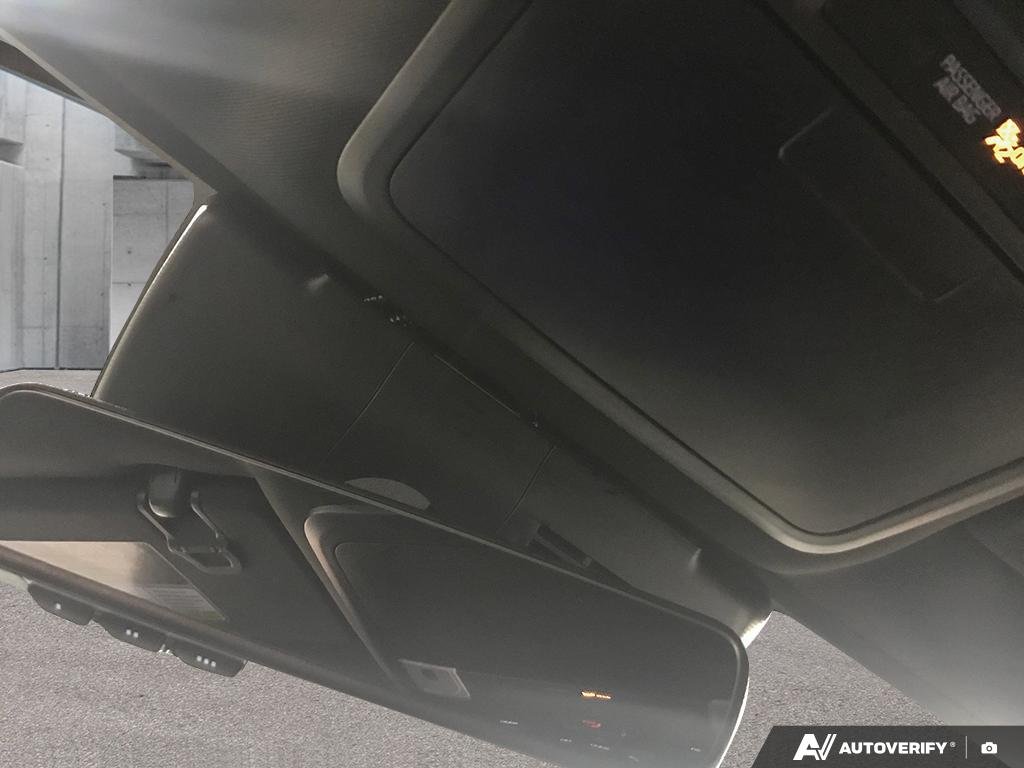 2024 Toyota Tacoma 2600857A | Hybrid White Edmonton - photo #20