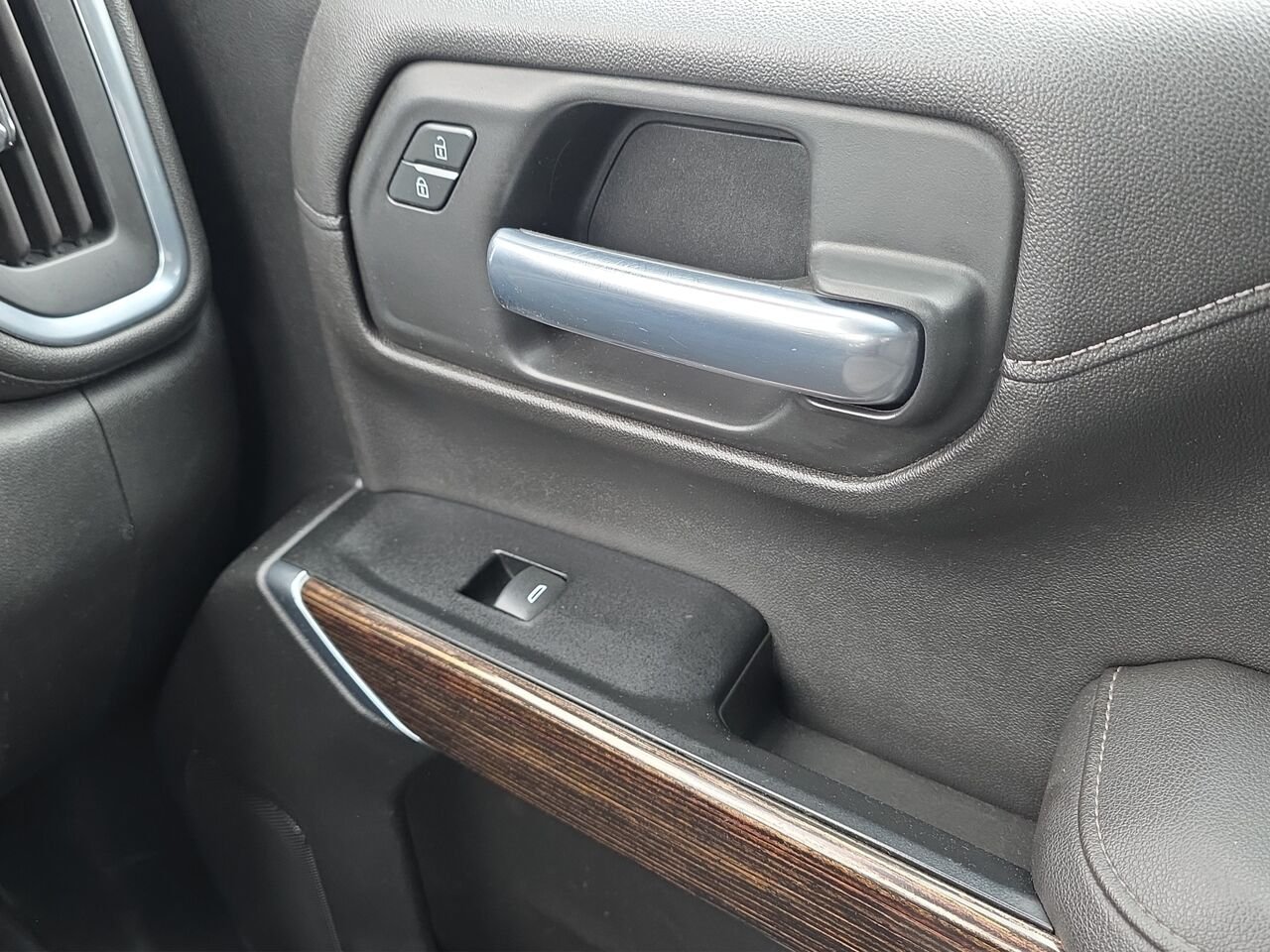 2019 GMC Sierra 1500 SLE cabine double 4RM 147 po, Sièges électriques, Volant chauffant Black Val-David - photo #14