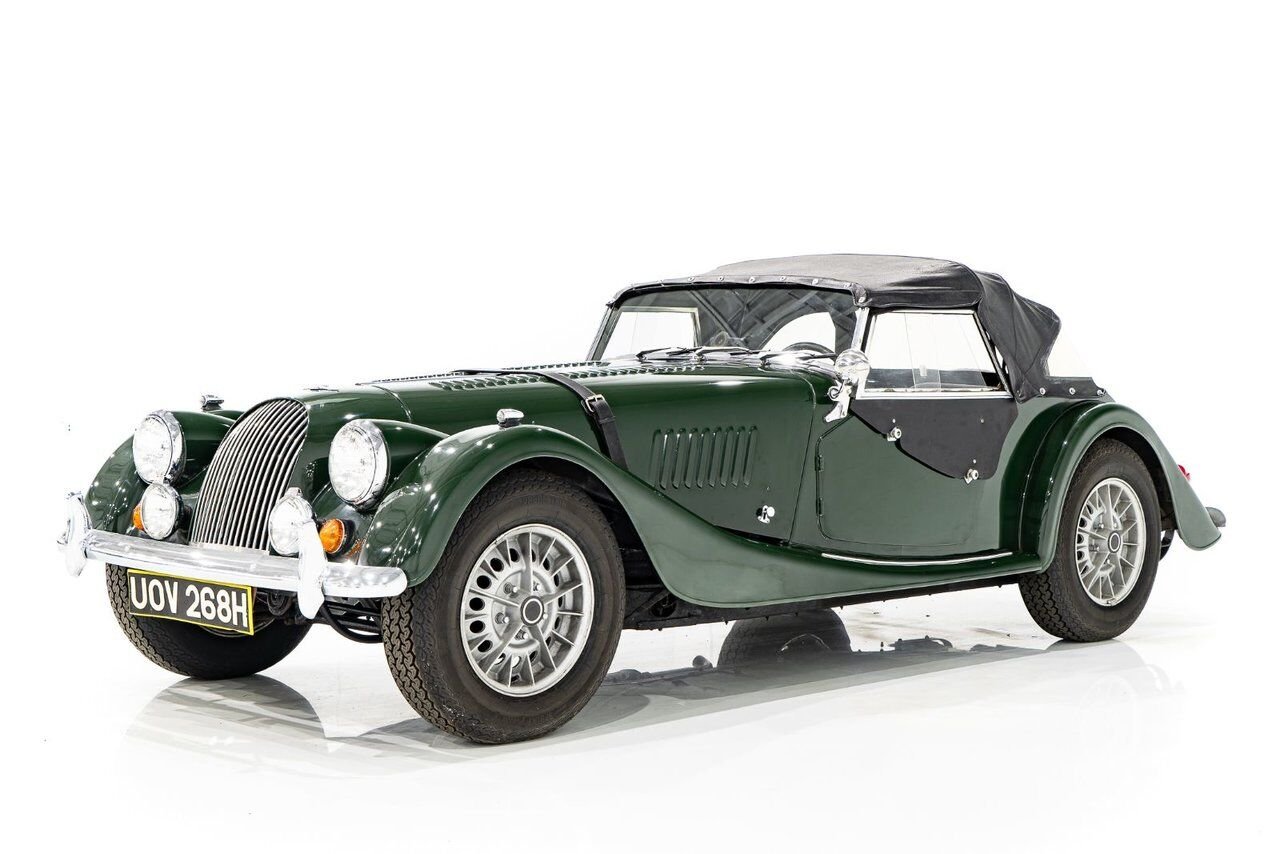1970 Morgan Plus 8 Unrestored with only 7137km (4435miles) | PRIX EN USD Green Montreal - photo #0