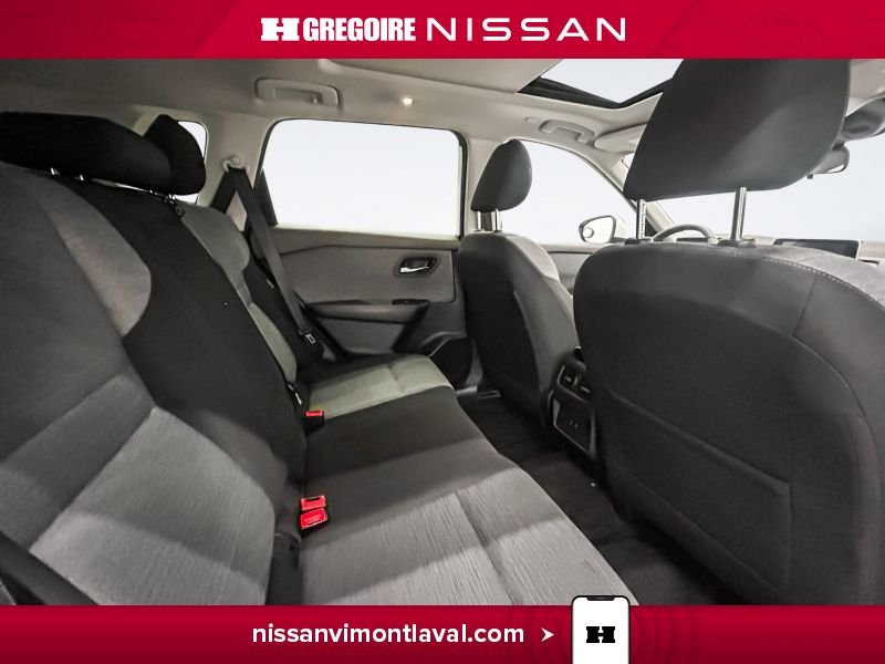 Nissan Rogue 2023 Blanc Laval - photo #13