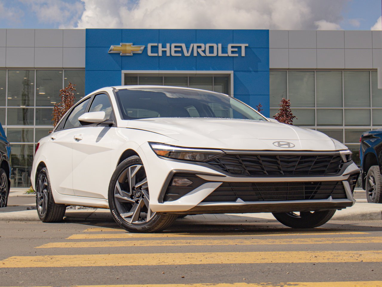 2026 Hyundai Elantra Preferred IVT White Sherwood Park - photo #13