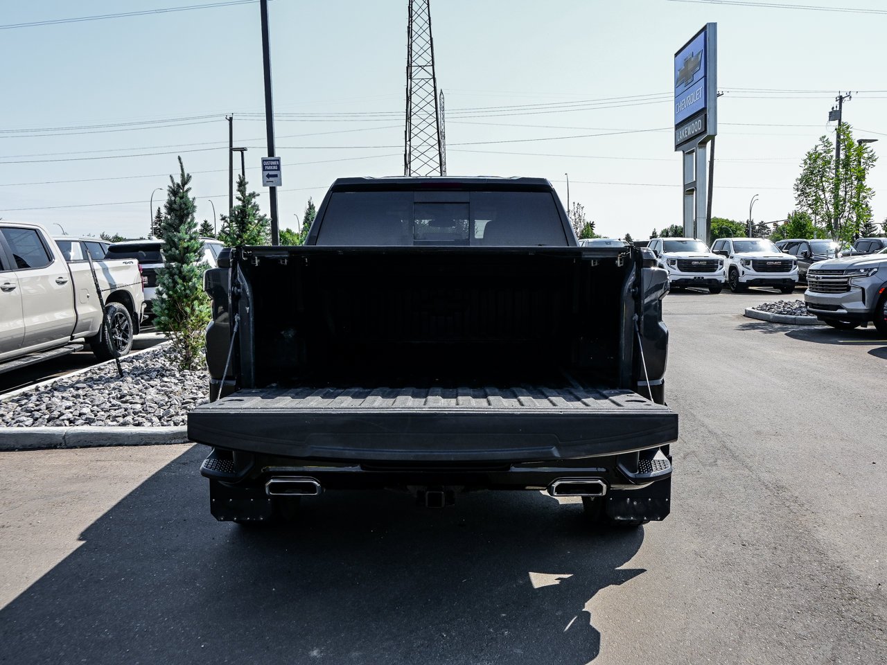2025 Chevrolet Silverado 1500 4WD Crew Cab 147 RST Black Sherwood Park - photo #13