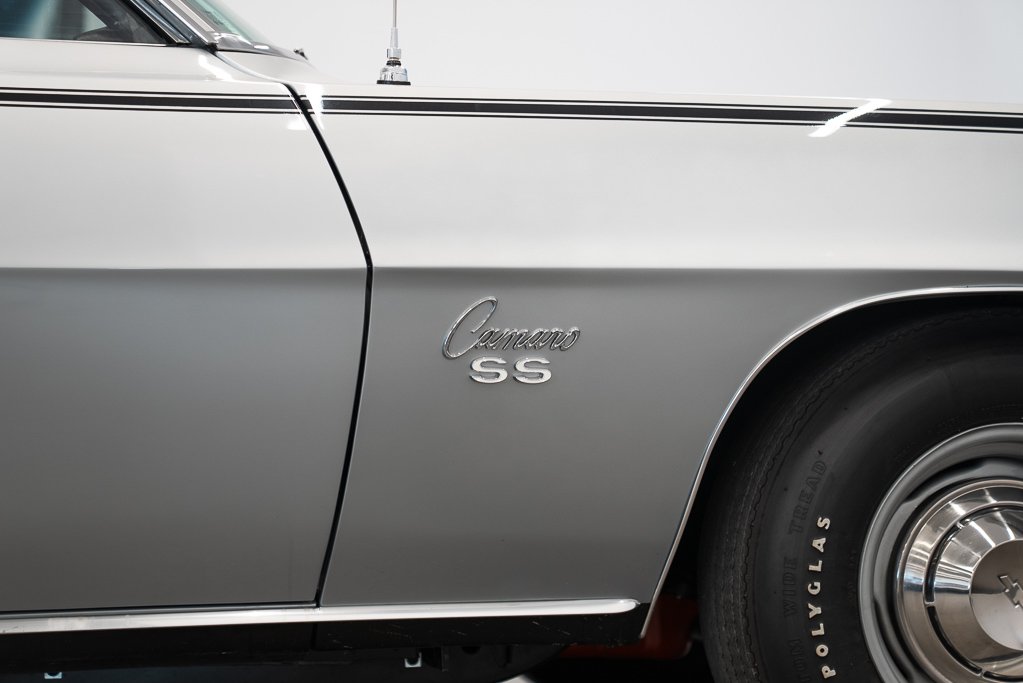 1969 Chevrolet Camaro Silver Montreal - photo #7