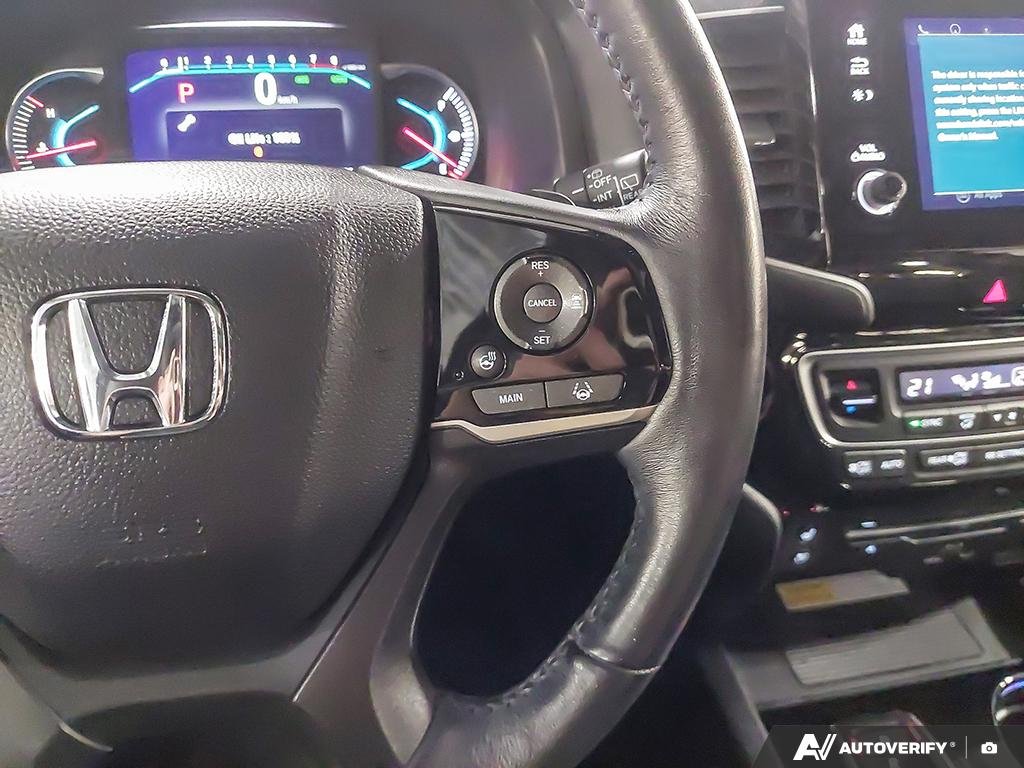 2020 Honda Pilot 2601975A | Touring 8-Passenger Silver Edmonton - photo #15