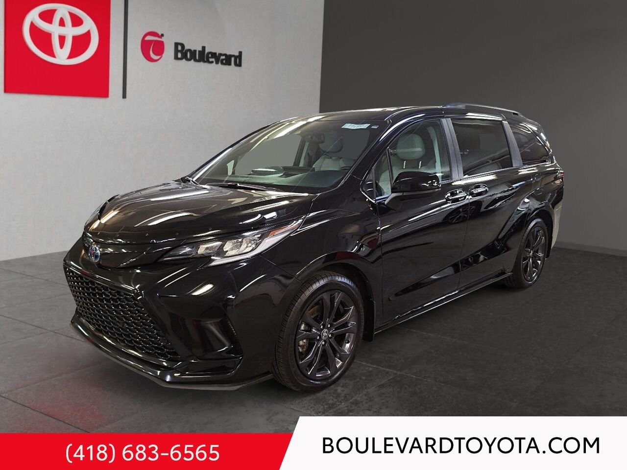Toyota Sienna 99684A-77 | XSE, 7 places 2025 Noir minuit métallisé Québec - photo #0