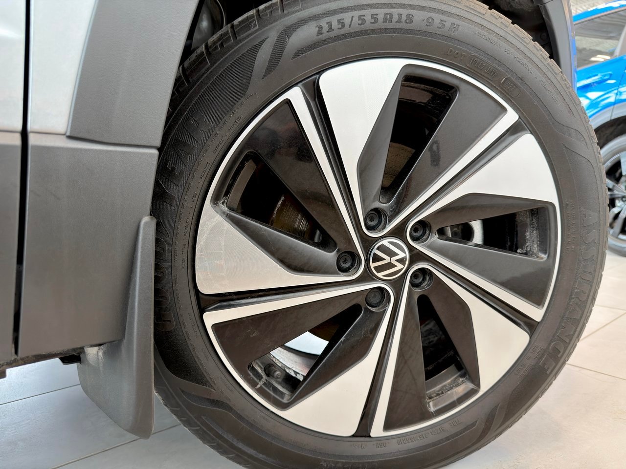 2023 Volkswagen Taos Silver Notre-Dame-des-Prairies - photo #19