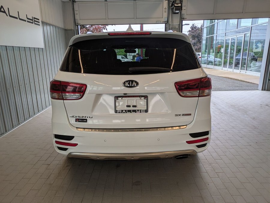 2018 Kia Sorento SX T-GDI AWD White