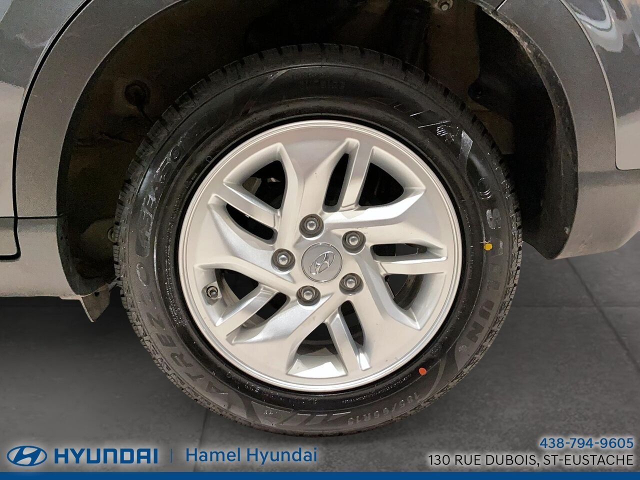 2024 Hyundai Venue Grey Saint-Eustache - photo #5