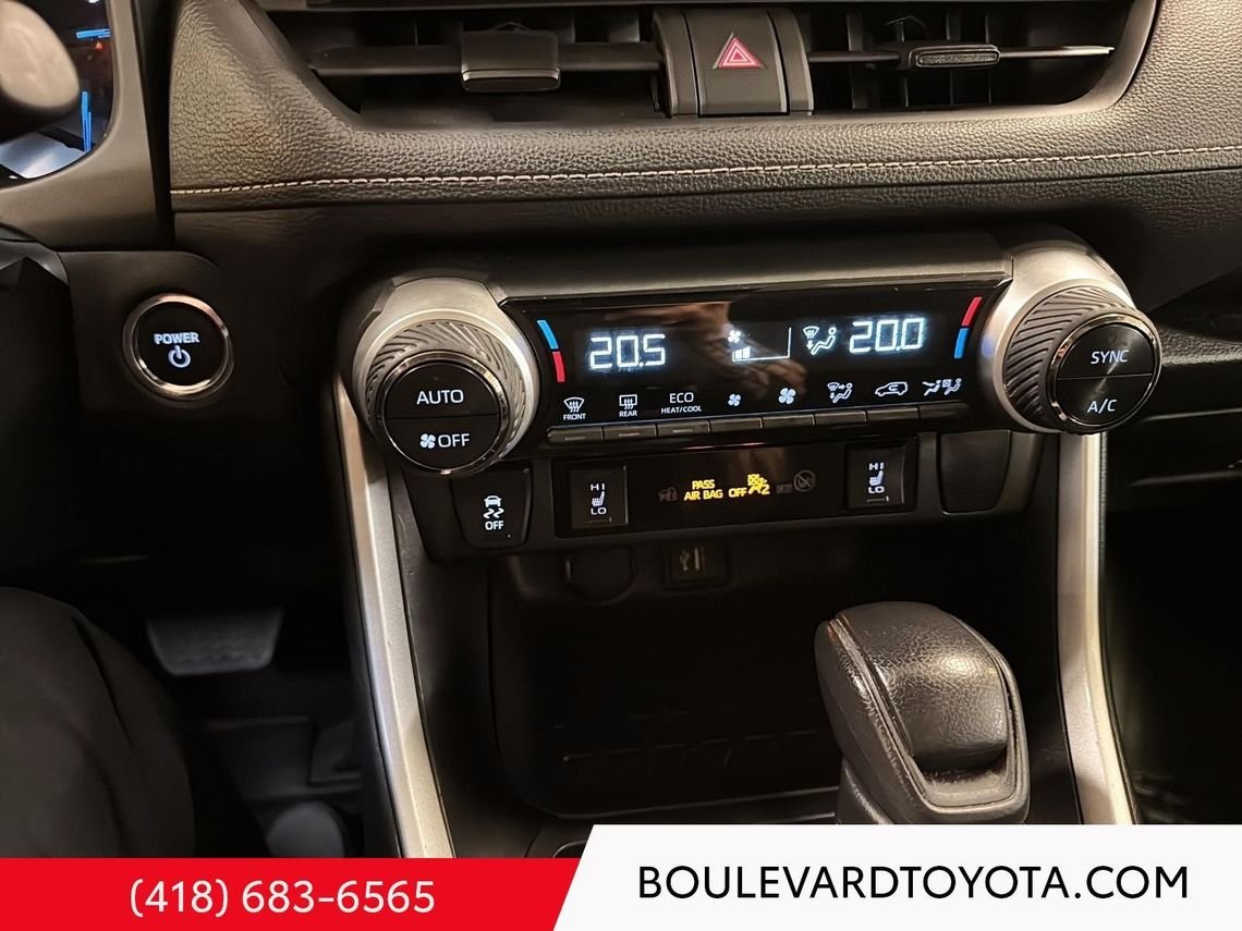 Toyota RAV4 Hybride 99232A-83 | XLE, AWD 2023 Gris Québec - photo #32