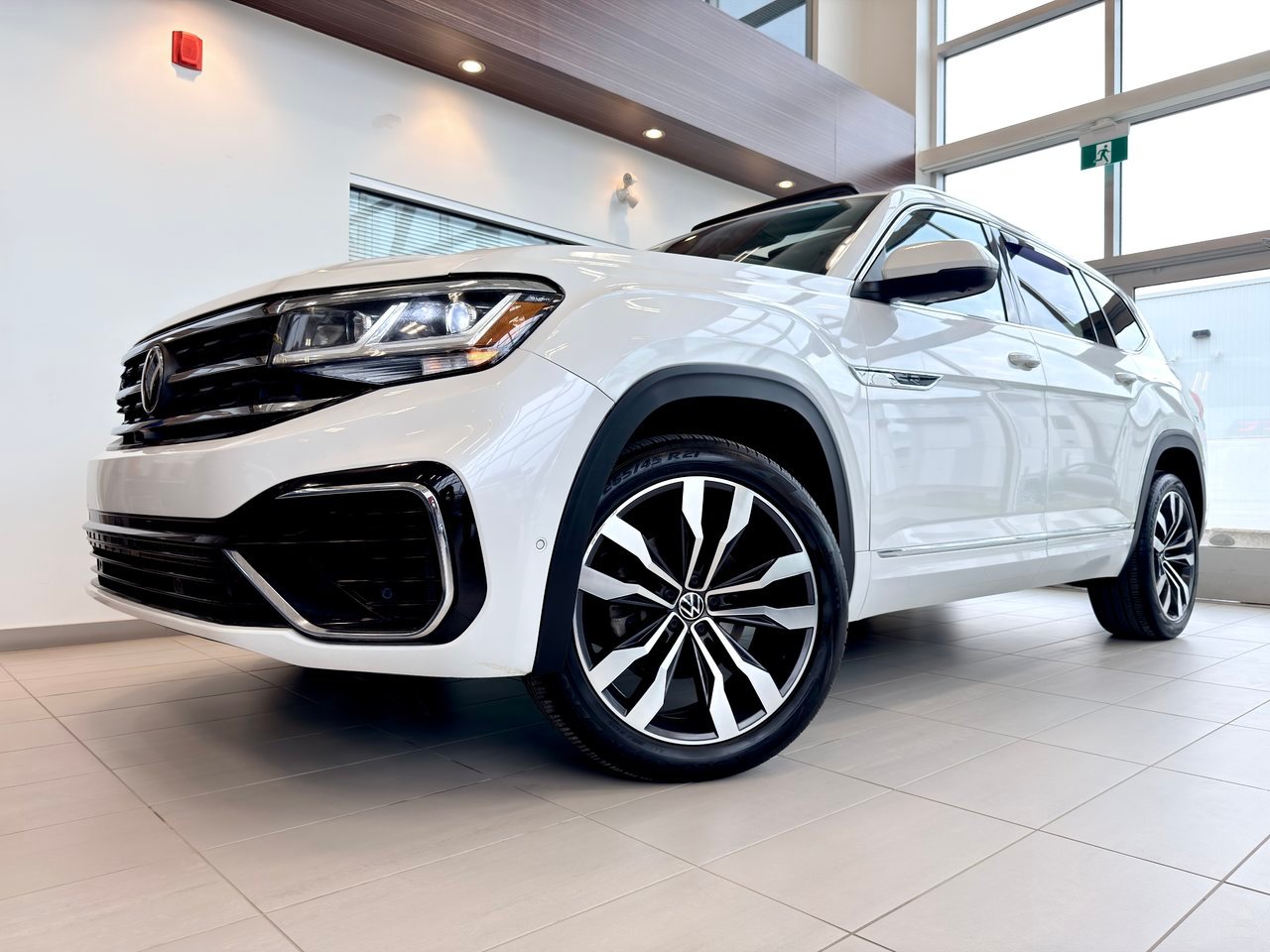 Volkswagen Atlas 2021 Blanc Notre-Dame-des-Prairies - photo #1