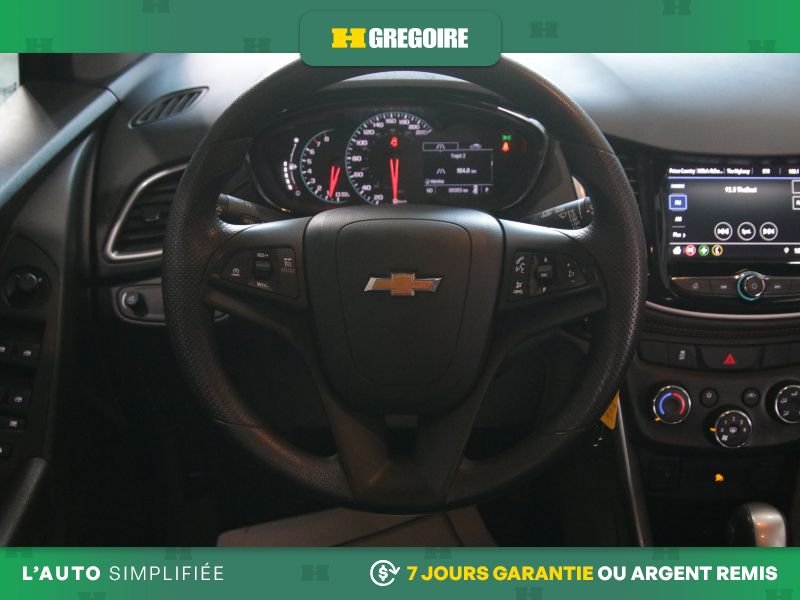 2020 Chevrolet Trax Red Laval - photo #15