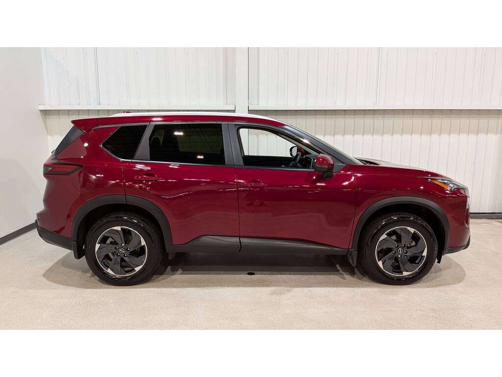 2024 Nissan Rogue AWD SV Moonroof Red Val-David - photo #7