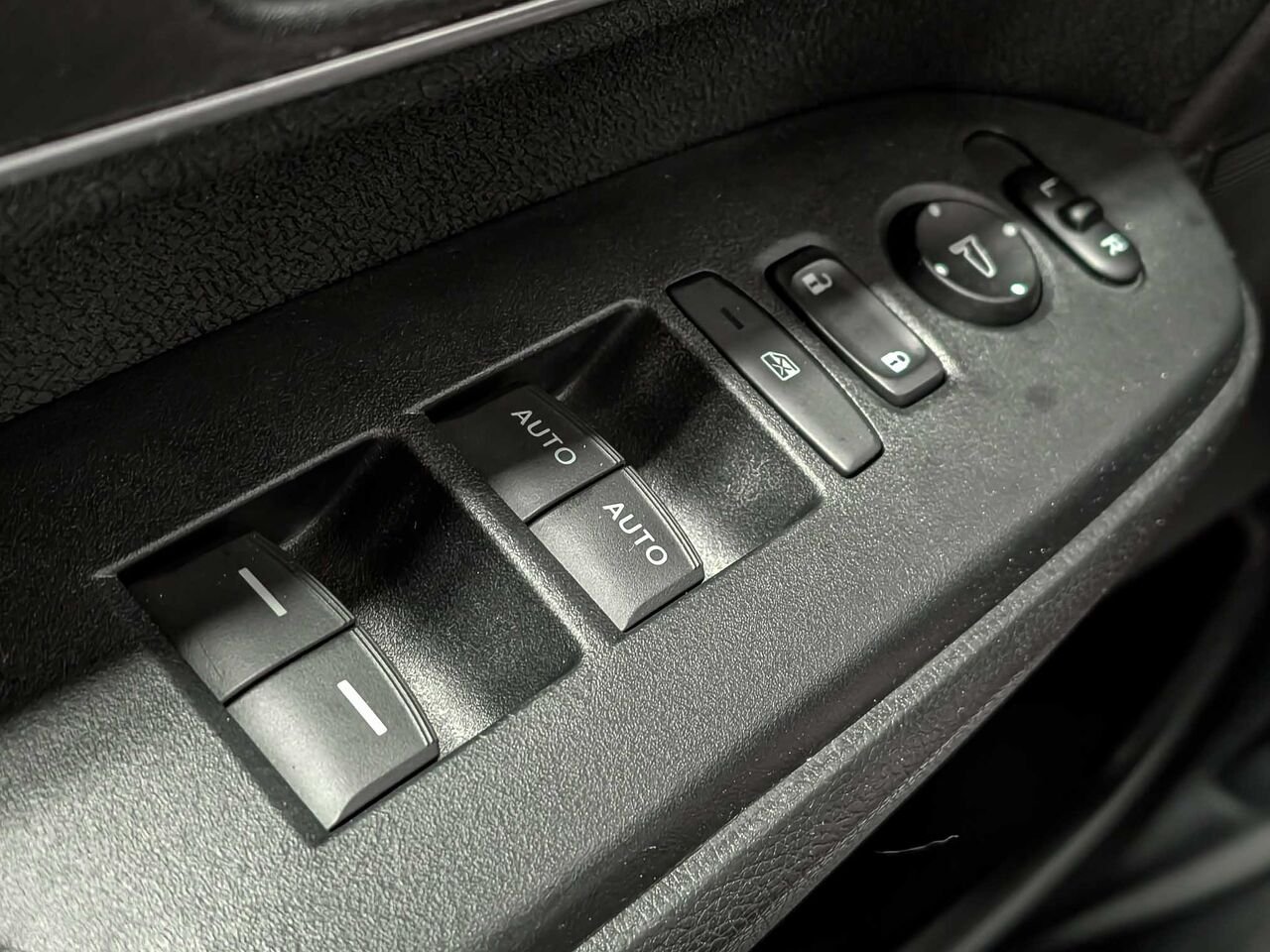 Honda CR-V AWD EX 8 Roues Toit Ouvrant Sièges Chauffants 2019 Bleu Sherbrooke - photo #20
